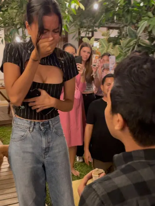 Eva Celia dan Demas Narawangsa (Instagram/sophia_latjuba88)