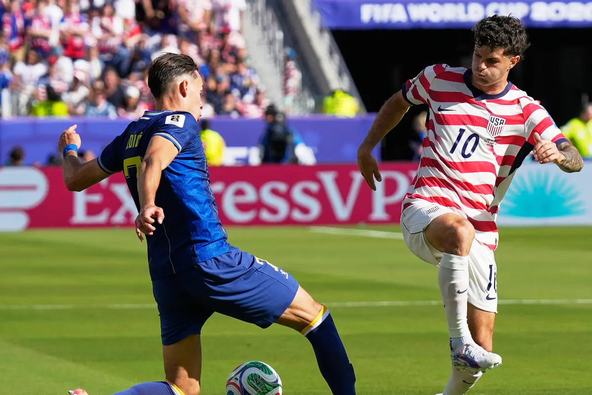 Amerika Serikat vs Bosnia dan Herzegovina