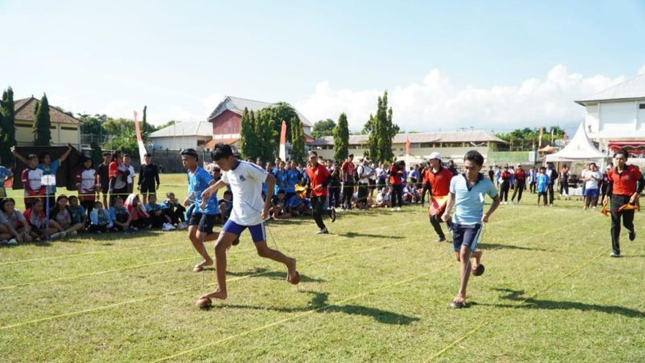 Pemkab Buleleng Gelar Lomba Olahraga Tradisional, Lestarikan Budaya di Kalangan Generasi Muda