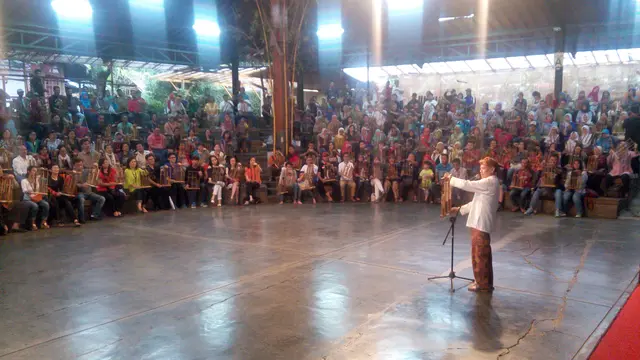 Awali Pagi dengan Kisah Saung Angklung Udjo yang Mendunia
