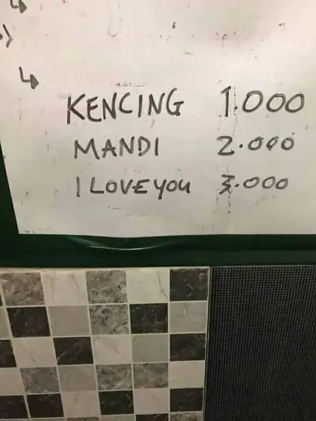 6 Pengumuman di Toilet Umum Ini Bikin Geleng Kepala, Imbauannya Menohok