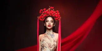 Lyodra Ginting menjadi salah satu perempuan Indonesia yang antusias untuk menyambut Imlek 2022. Ia pun tampil cantik dalam sebuah potret terbaru.(instagram/
valenciavivi)