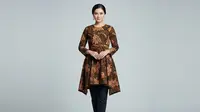8 Model Tunik Batik untuk Acara Formal Tren 2026, Inspirasi Elegan dan Modern