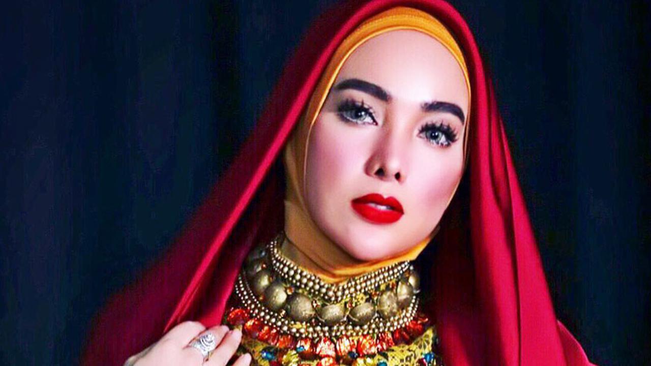 Jinsiy aloqa Mariya Shumakova