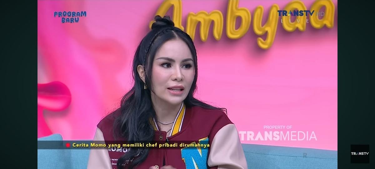 Potret Momo Eks Geisha Cerita Punya Chef Pribadi di Rumahnya,  Ada Menu Japanese Hingga Barat