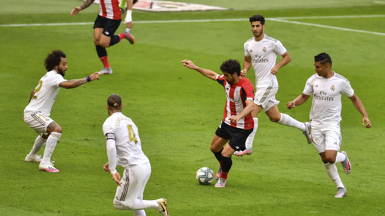 Jalannya pertandingan Athletic Bilbao vs Real Madrid di Stadion San Mamés Barria