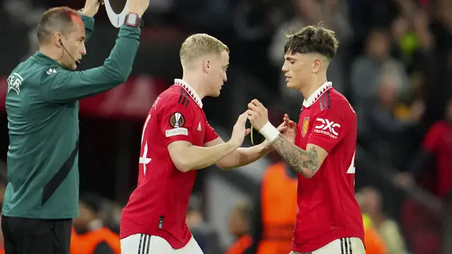 Foto: Main Bareng Sang Idola Cristiano Ronaldo di Liga Europa, Alejandro Garnacho Ukir Debut Sebagai Starter Bersama MU