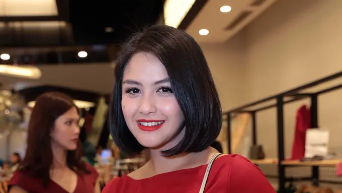 [Bintang] Revalina S. Temat