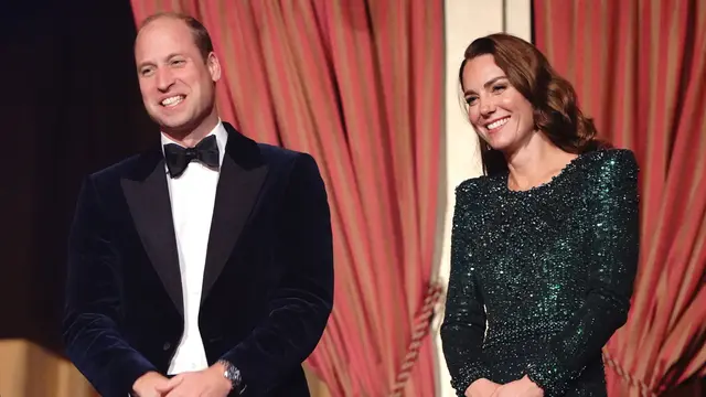 Cantiknya Kate Middleton Kenakan Gaun Hijau di Royal Variety Performance