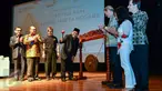 Ketua BPK, Harry Azhar Azis membuka Festival Film Kawal Harta Negara 2017 di Gedung Usmar Ismail, Jakarta, Selasa (14/3). Sosialisasikan upaya menjaga harta negara, BPK gelar Festival Film Kawal Harta Negara 2017. (Liputan6.com/Yoppy Renato)