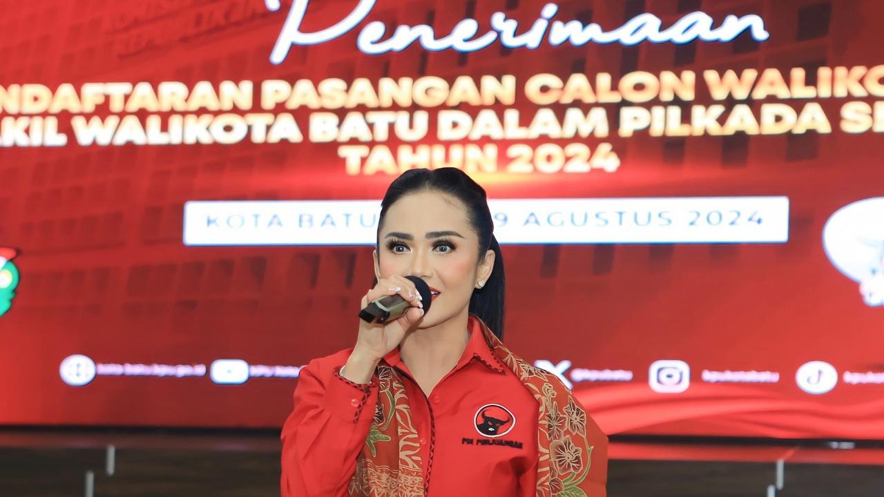 Potret Kris Dayanti Maju jadi Calon Wali Kota Batu