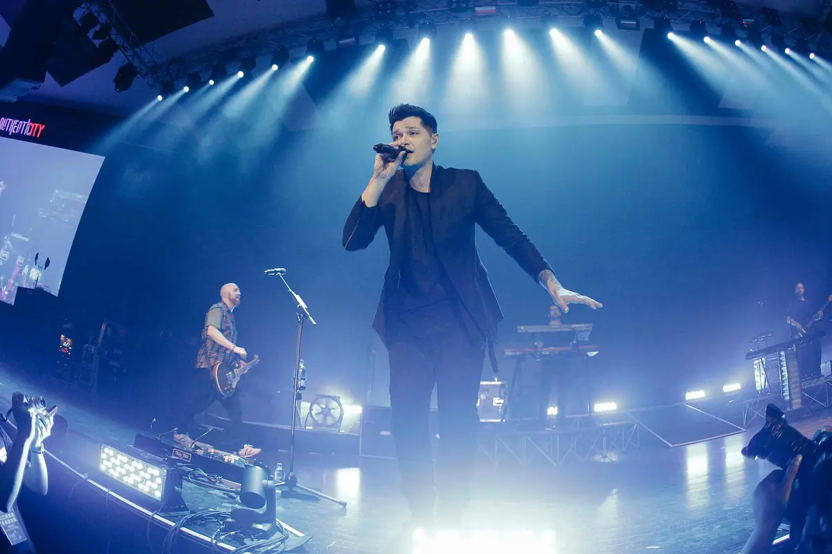 Aksi Panggung The Script Hipnotis Ribuan Fans di Jakarta