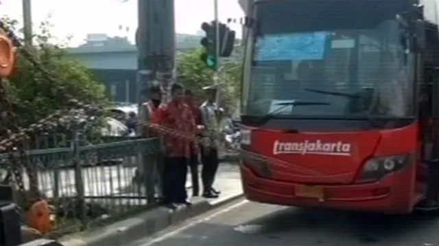 [VIDEO] Rekam Jejak Bus Impor Transjakarta Tak Bagus