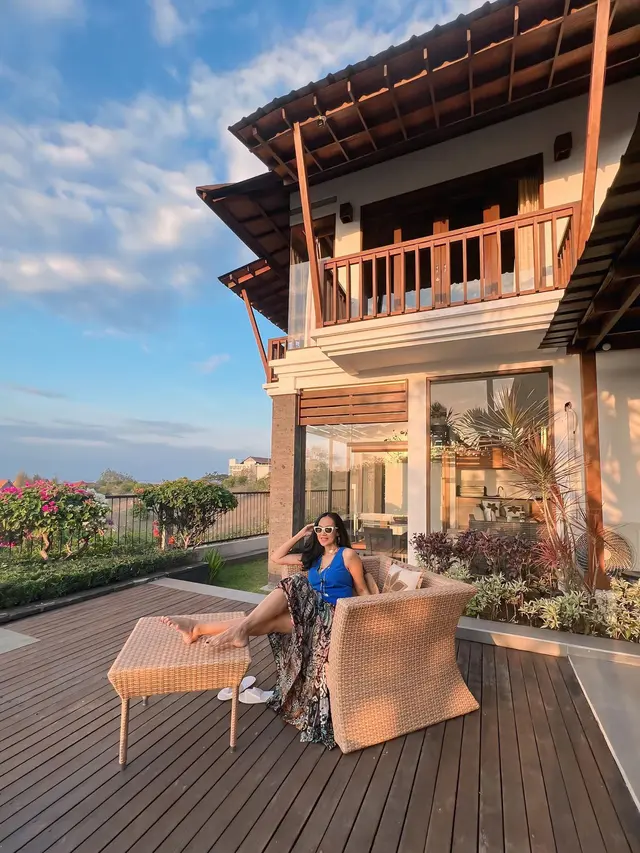7 Potret Rumah Masa Tua Diah Permatasari di Bali, Mewah dan Pemandangan Indah