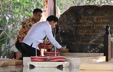 VIDEO: Momen Gibran Ziarah ke Makam Bung Karno, Tabur Bunga dan Khusyuk Berdoa