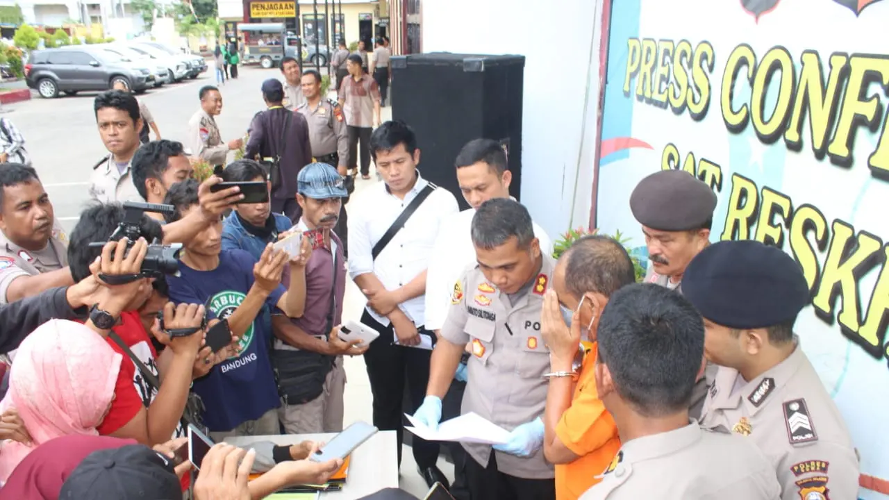 Kades Bategulung Korupsi Dana Desa (Fauzan/Liputan6.com)