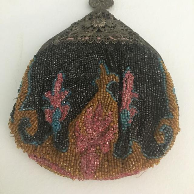 6 Potret Barang Berusia Ratusan Tahun Ini Tetap Indah, Ada yang Berumur 141 Tahun