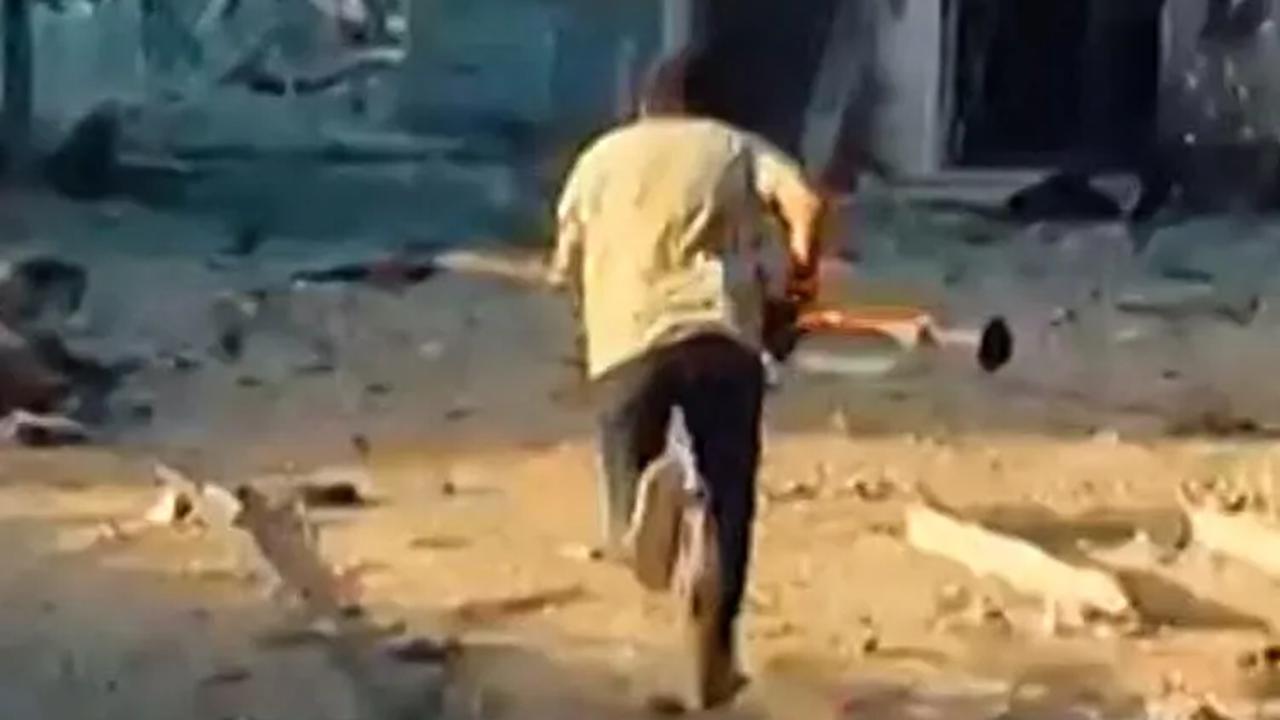 Dalam gambar tersebut, Brigade Al Qassam tampak memberikan perlawanan sengit terhadap tentara Israel kala terlibat pertempuran jarak dekat.<br>
