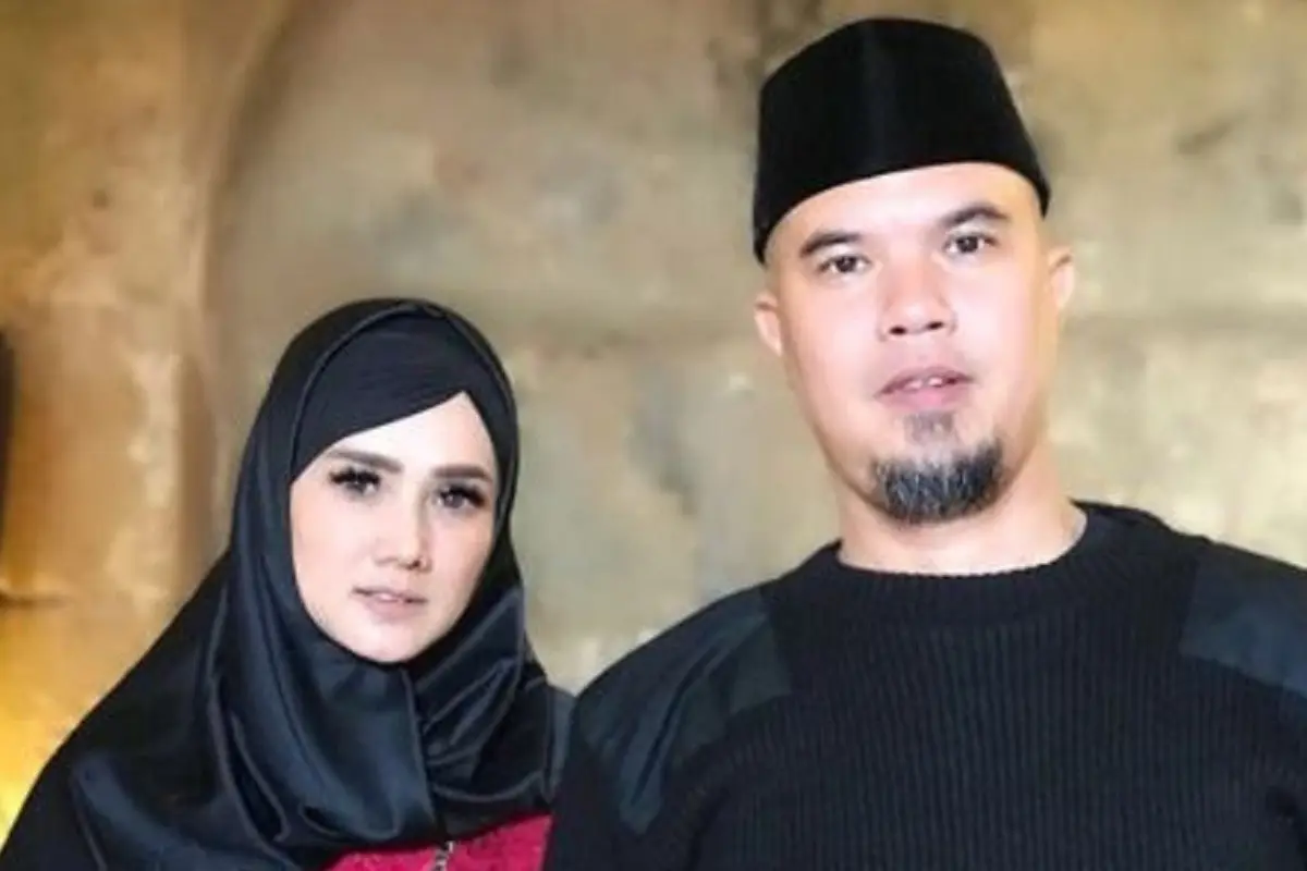 [Bintang] Mulan Jameela dan Ahmad Dhani
