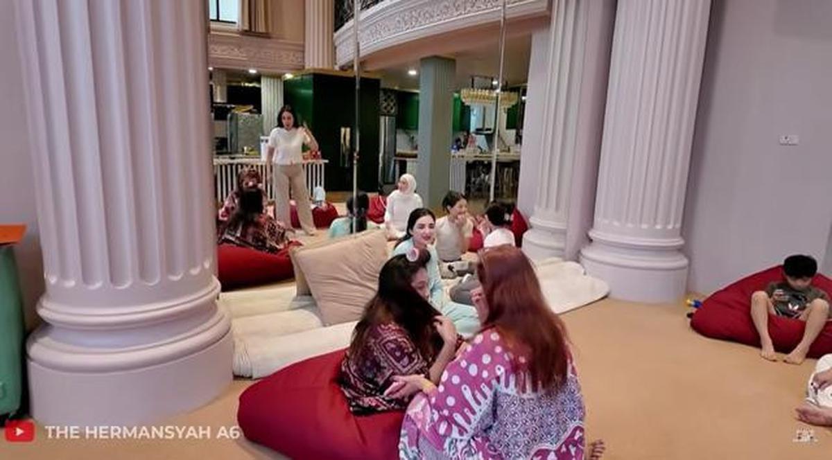 8 Potret Pilar Dalam Rumah Anang Hermansyah dan Ashanty di Cinere, Interior Megah Bak Istana