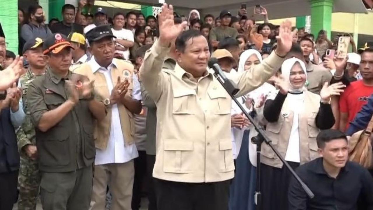 Presiden Prabowo Subianto: “Saya Pantau Tiap Hari, Pengungsi Langkat Tidak Akan Sendiri”