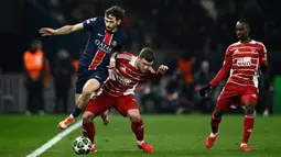 Bermain di hadapan pendukung sendiri, pasukan Luis Enrique memastikan langkah ke babak 16 besar Liga Champions 2024/2025 dengan agregat jadi 10-0 setelah membungkam Brest tujuh gol tanpa balas. Sebelumnya, pada laga leg pertama di markas Brest pekan lalu, PSG juga meraih kemenangan dengan skor telak 3-0. (JULIEN DE ROSA/AFP)