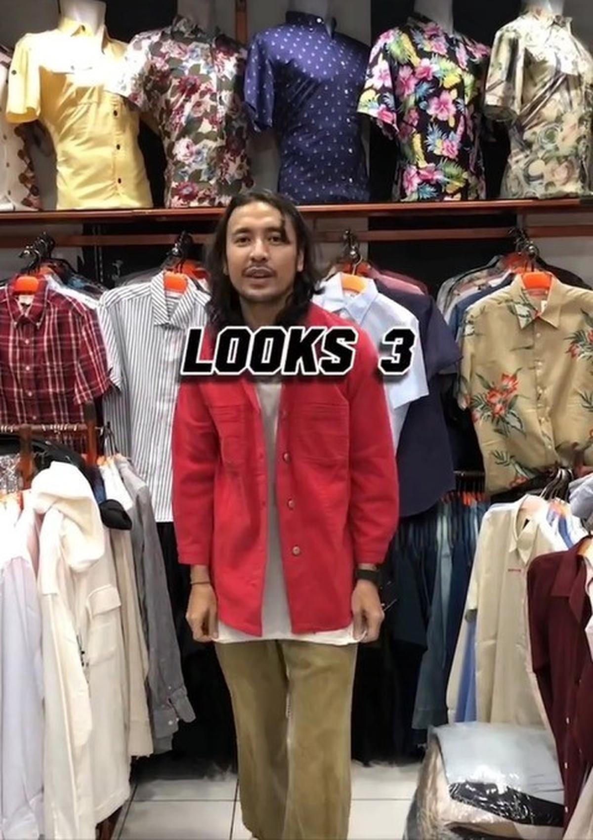 Potret Ello Vokalis Band Dewa 19 Thrifting di Pasar Baru Pakai Kaos Oblong Bolong-Bolong, Tetap Ganteng Meski Tampil Lusuh