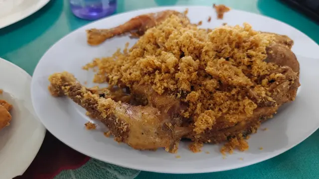 Ayam Goreng Suharti Krapyak (Foto: Google Maps/Didiek Rifki Fahmi)