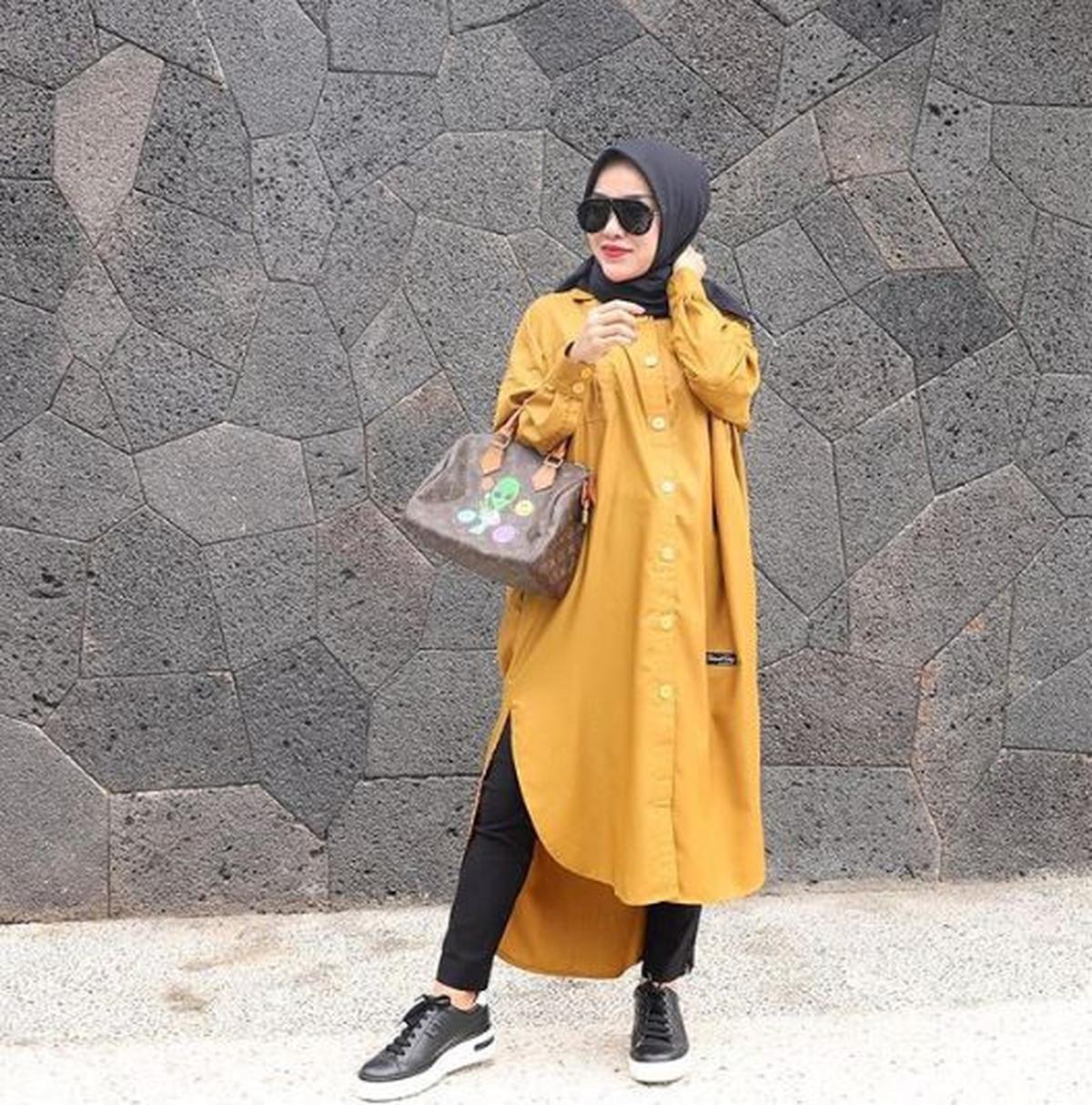5 Model Baju Tunik untuk Lebaran 2025, dari Citra Kirana hingga Zaskia Adya Mecca Bisa Jadi Inspirasi