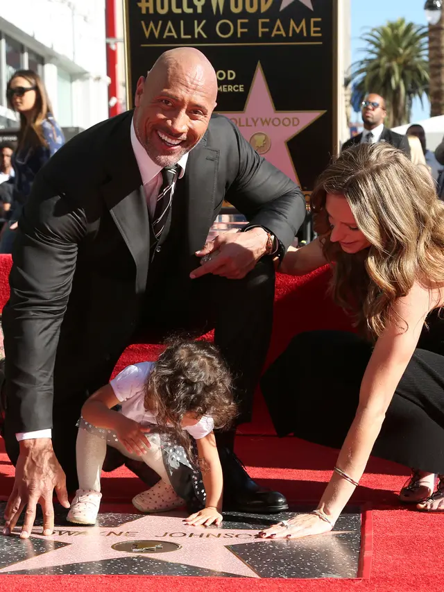 Hollywood Walk of Fame-Dwayne Johnson