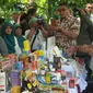 Badan Pengawas Obat dan Makanan (BPOM) RI telah menjadikan Pasar Cihapit, Kota Bandung sebagai pilot project Program Pasar Aman. (Liputan6.com/Aditya Prakarsa)