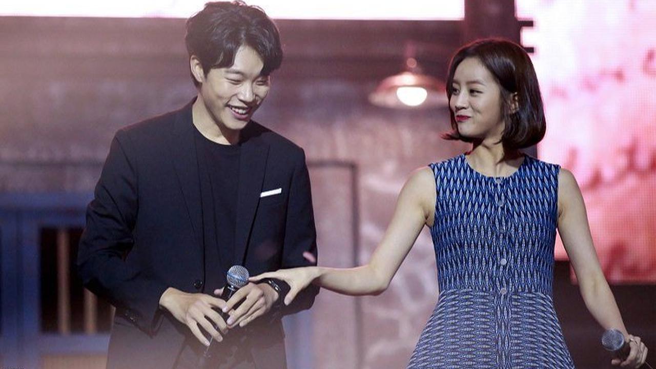 Hubungan mereka mulai berlayar sejak 2017. “Hubungan Ryu Jun Yeol dan Hyeri baru-baru ini berkembang dari pertemanan menjadi pasangan, dan mereka masih dalam tahap awal hubungan mereka,” begitu pernyataan agensi Jun Yeol kala itu.