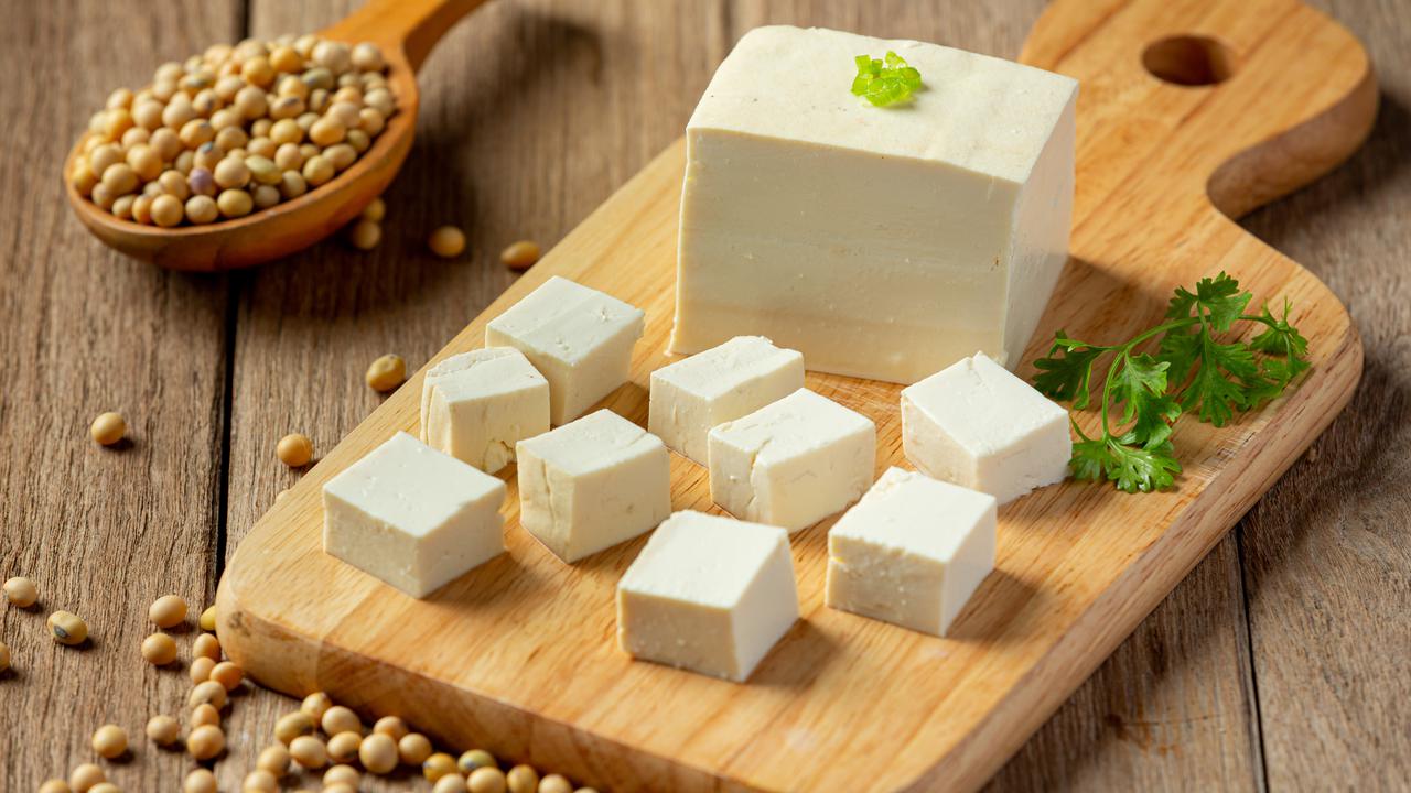 Tahu Bantu Turunkan Kadar Kolesterol Jahat, Intip 2 Resep Praktisnya