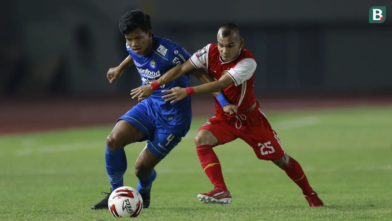 FOTO: Laga Kedua Persib Bandung Melawan Persija Jakarta Masih Nirgol di Babak Pertama