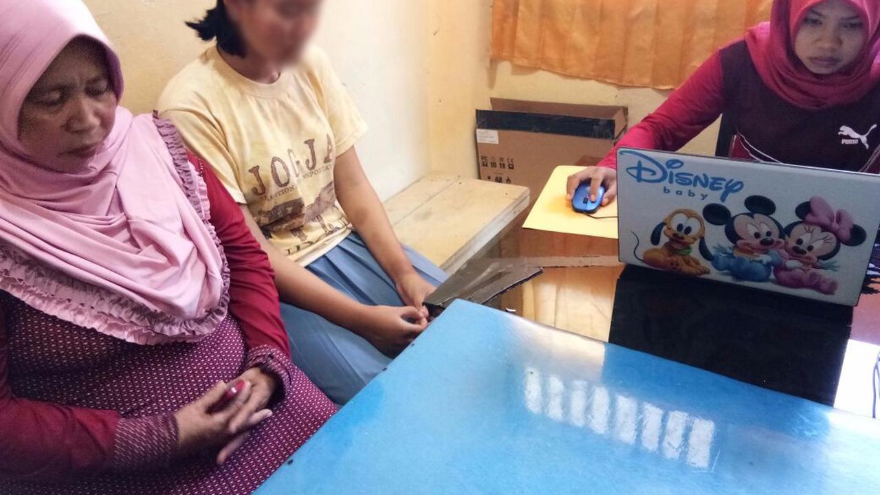 Mengaku Berulang Tahun, Kepsek Genit Paksa Cium Siswinya