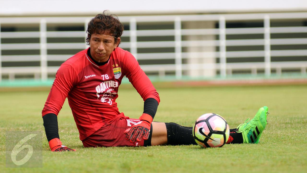 20170421-Hadapi PS TNI, Persib Latihan di Pakansari-Tebe