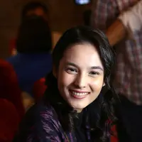 Chelsea Islan diharuskan untuk bisa berbahasa Jerman, diakui oleh pemeran serial ‘Tetangga Masa Gitu’ ini jika karakter Ilona yang diperankannya dalam film ‘Rudy Habibie’ ini berbeda dari karakter di film-film sebelumnya. (Nurwahyunan/Bintang.com)