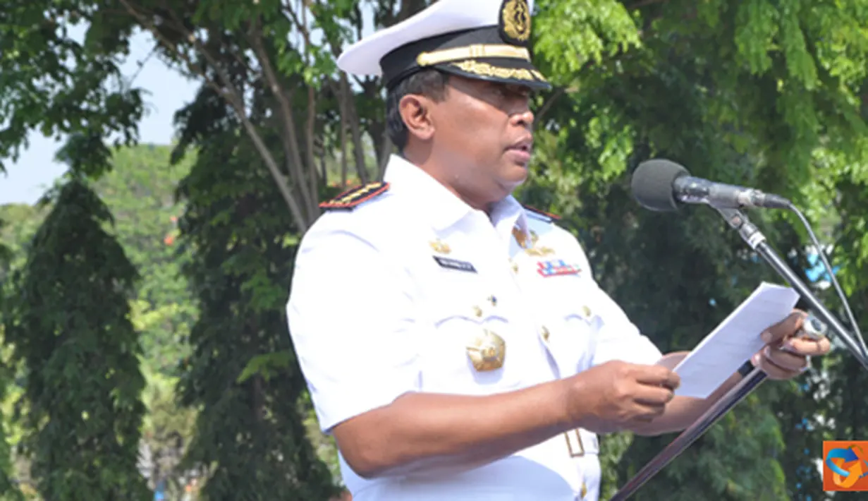 Citizen6, Surabaya: Kolonel Laut (S) Mohamad Iskandar resmi menjabat Danpusdikbanmin, Kodidukum, Kobangdikal setelah menjalani prosesi Sertijab dari  Kolonel Laut (S) Untung Purnomo, Senin (3/9). (Pengirim: Penkobangdikal)