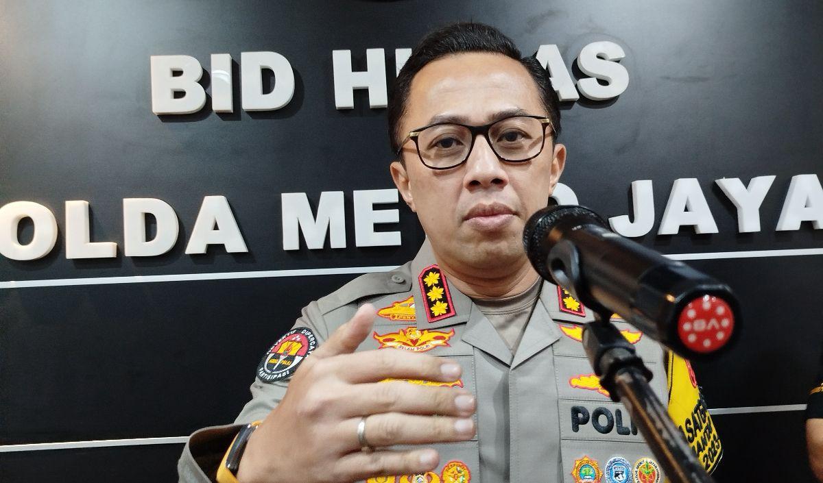 "Itu berkasnya dilimpahkan ke sini Polda Metro Jaya, ada juga yang berkas diterima laporannya di Sulsel itu proses pelimpahan ke Polda Metro Jaya," ucap dia.<br>