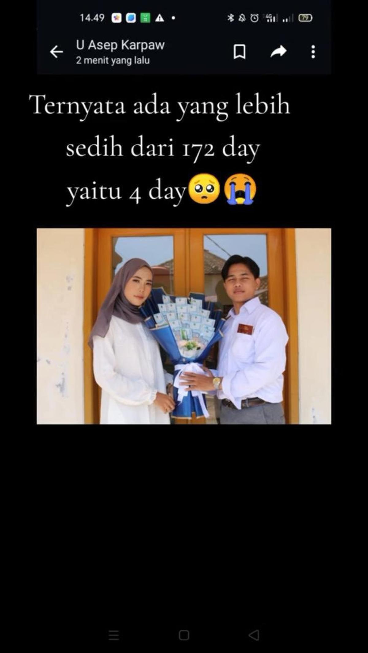 Pakai Baju Putih