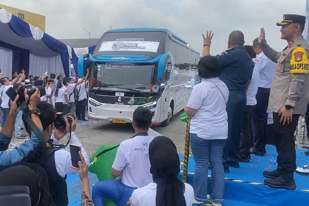 Ribuan pemudik diberangkatkan ke berbagai kota di Jawa, Sumatera, dan Sulawesi menggunakan bus dari empat titik keberangkatan: Jakarta, Surabaya, Medan, dan Makassar (Istimewa)