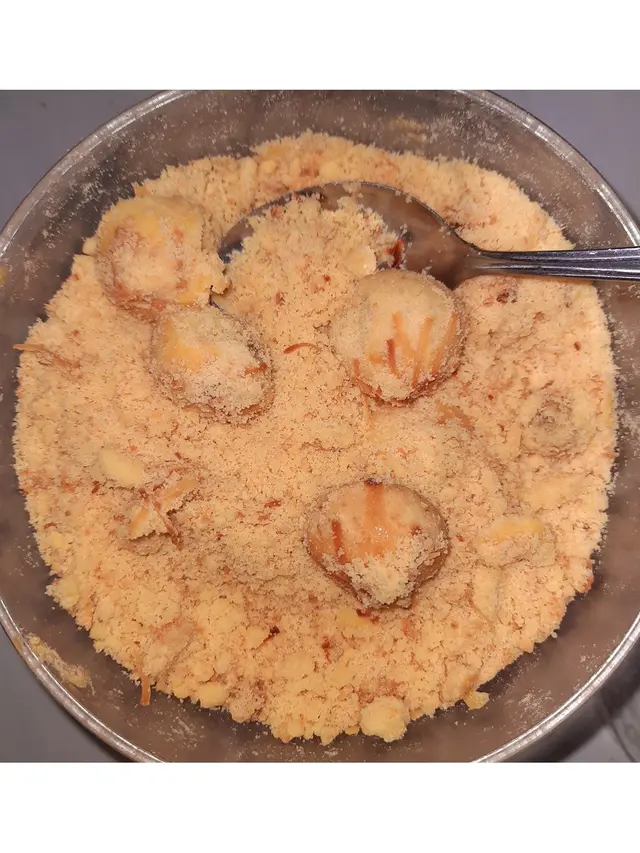 6 Potret Kue Lebaran Hancur Ini Bikin Elus Dada, Gagal Buat Hampers