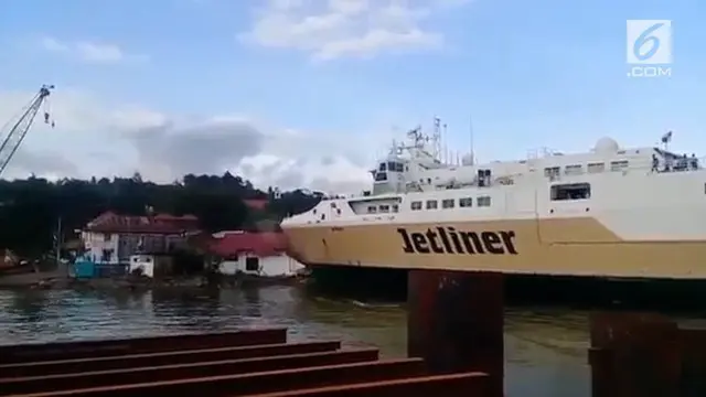 Kapal penumpang Jetliner menabrak kantor Syahbandar di Pelabuhan Kendari, Sulawesi Tenggara.