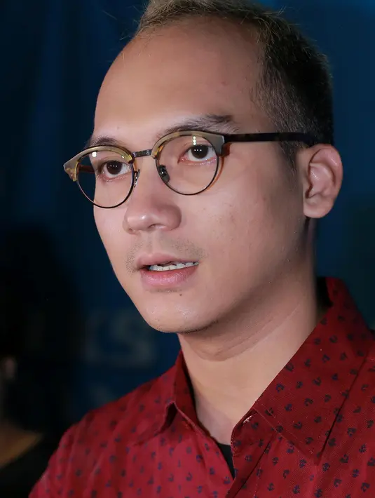 Yang pasti, Egi menegaskan jika Marshanda adalah wanita yang paling cocok dengannya. Kalau nantinya ia menikah lagi, Egi memastikan dengan Marshanda, bukan dengan wanita lain. (Galih W. Satria/Bintang.com)