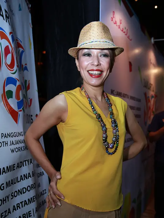 Musisi jazz yang mengusung genre musik yang anti mainstream ini  menganggap panggung sebagai kampung halamannya. (Deki Prayoga/Bintang.com)