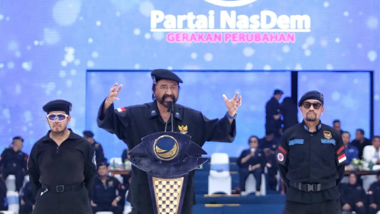 NasDem belum bersikap resmi karena KPK belum mengumumkan tersangka. NasDem justru heran kasusnya sudah heboh di publik.<br>