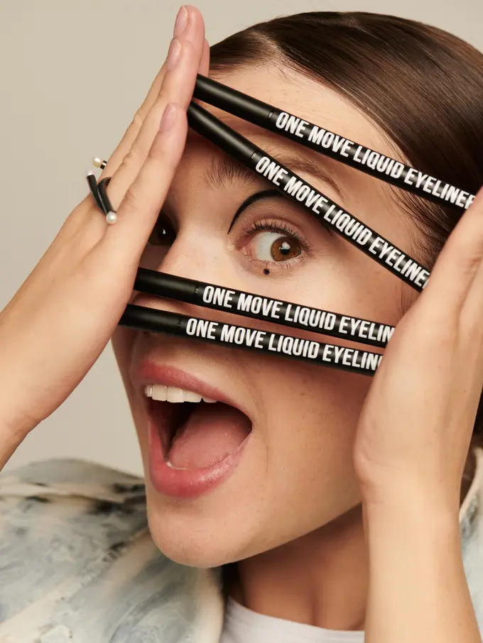 Inglot One Move Liquid Eyeliner Eyeliner