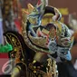 Sebuah wayang golek dipajang saat Festival Naskah Nusantara, Perpustakaan Nasional, Jakarta (14/9/2015). Wayang golek di bandrol 400 ribu rupiah hingga jutaan rupiah. (Liputan6.com/ Gempur M Surya)