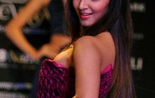 Bermahkota emas, Kiyara Advani cantik bersinar
