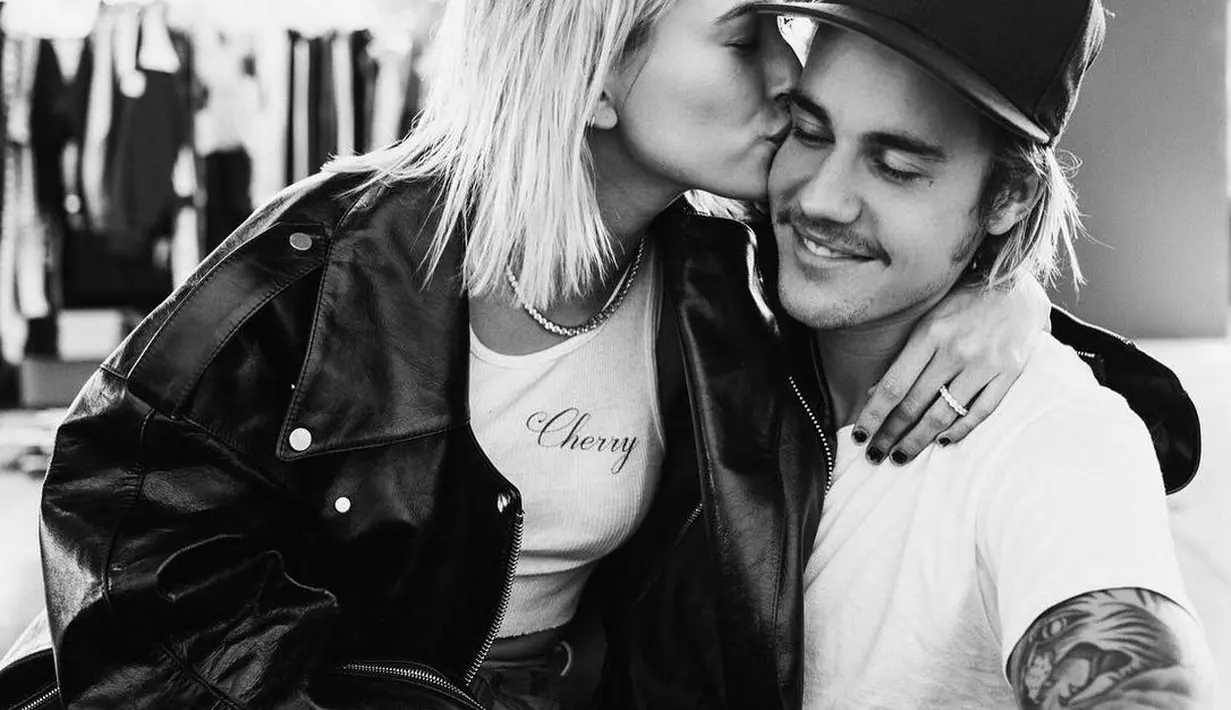 Paparazzi bahkan seringkali menangkap Justin Bieber dan Hailey Baldwin berciuman di tempat umum. (instagram/justinbieber)